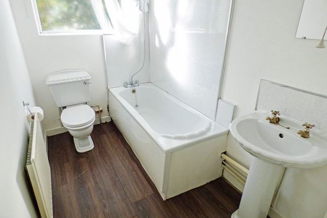 17, Wansbeck Street, Newcastle upon Tyne photo 4