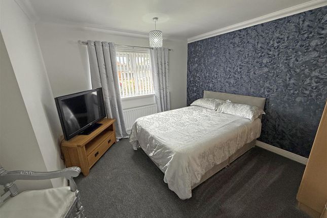 Bedroom 2.Jpg