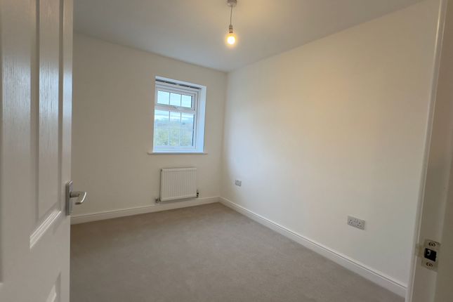 Terraced house for sale in The Maltings, Gainsborough