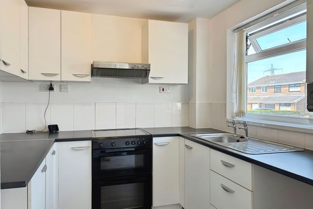 23, SWANSEA photo 4