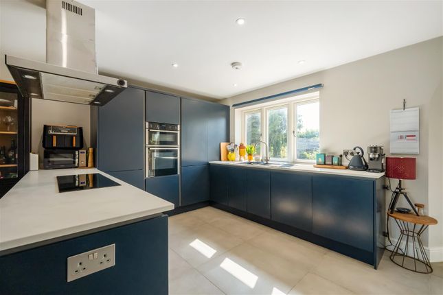 1 The Pennings, Salisbury Road, Andover photo 4