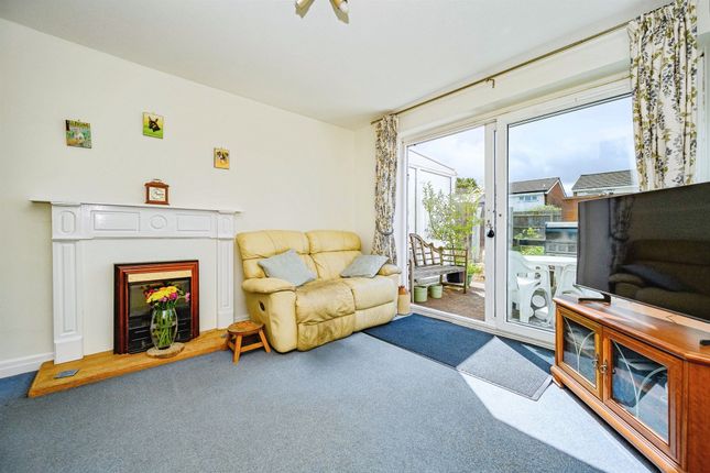 9, Catherine Close, Hemel Hempstead photo 4