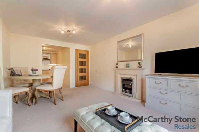 46 Cartwright Court, 2 Victoria Road, Malvern photo 3