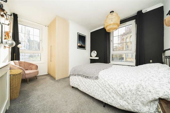 Flat for sale in Watts Street, London