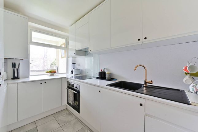 Flat for sale in Whitefield Close, West Hill, London