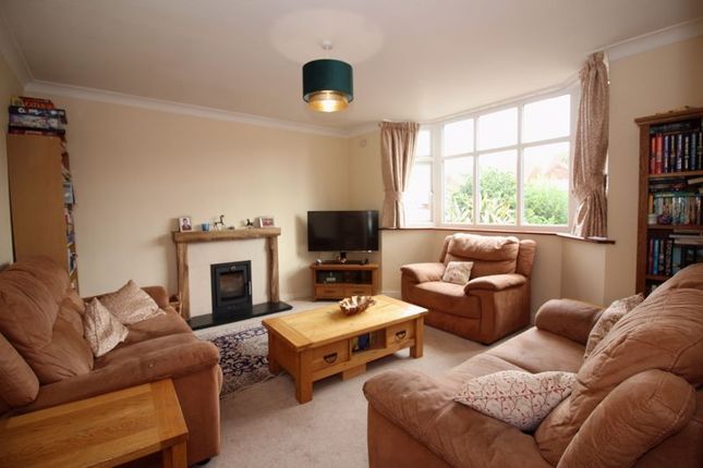 The Knoll Kingswinford DY6 4 Bedroom Detached House For Sale 