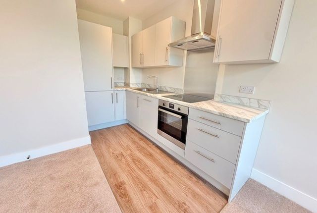 Apt 203, Halifax photo 4