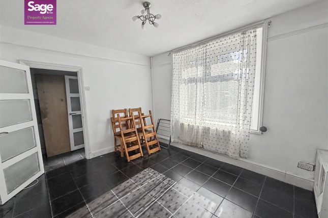 3, Waunfawr Road, Newport photo 2