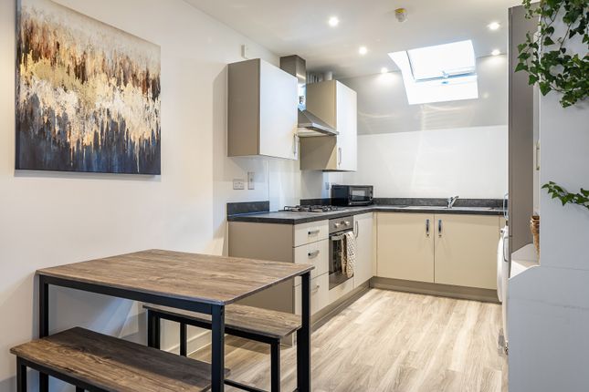 1356916-12-68d1A1...