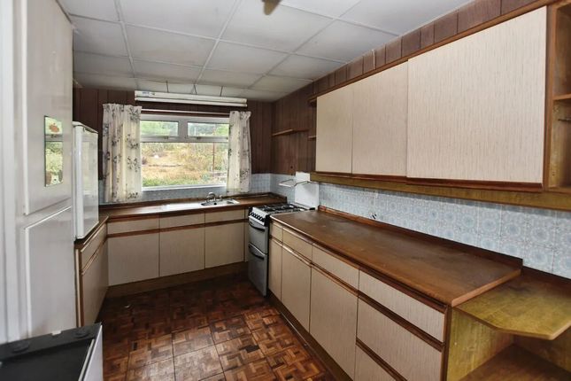 52, Windsor Avenue Buckland, Newton Abbot photo 3