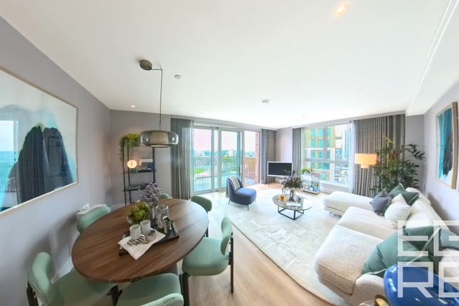 Halo 3b Show Apartment,, Oval Village, London photo 2