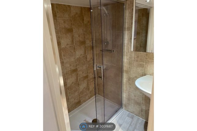 Flat B, Mount Pleasant Rd, Brixham photo 5