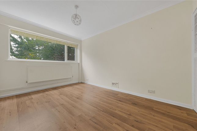 Flat for sale in Woodcote Drive, Orpington, Kent