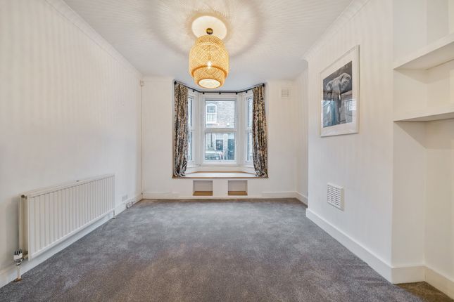 33, Searles Road, London photo 2
