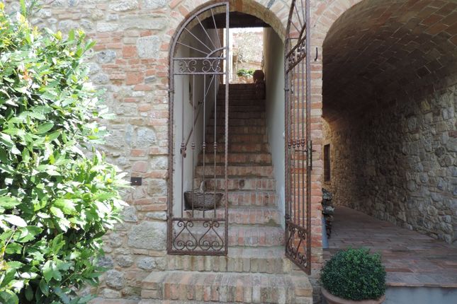 Thumbnail Apartment for sale in Borgo Sant'anastasio -Volterra, Pisa, Tuscany, Italy