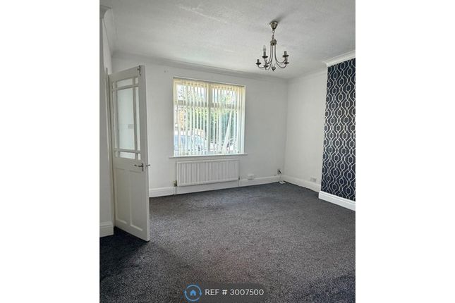 Askrigg Drive, Bradford photo 3