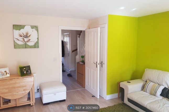 Tippett Avenue, Swindon photo 2
