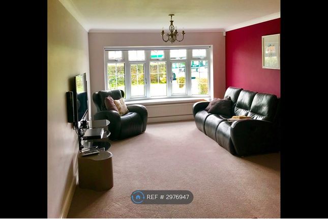 High Ash Drive, Leeds photo 3