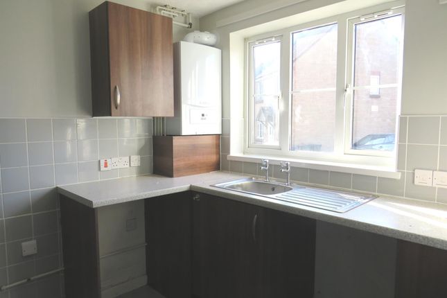 6, Reed Close, Chard photo 4