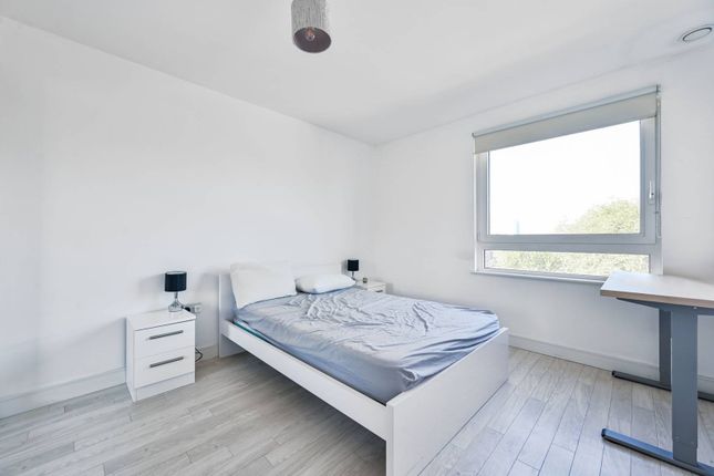 Thumbnail Flat to rent in Yeoman Street, Rotherhithe, London