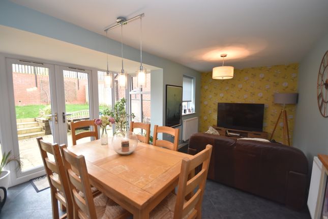 31, Badger Crescent, Whitchurch photo 5