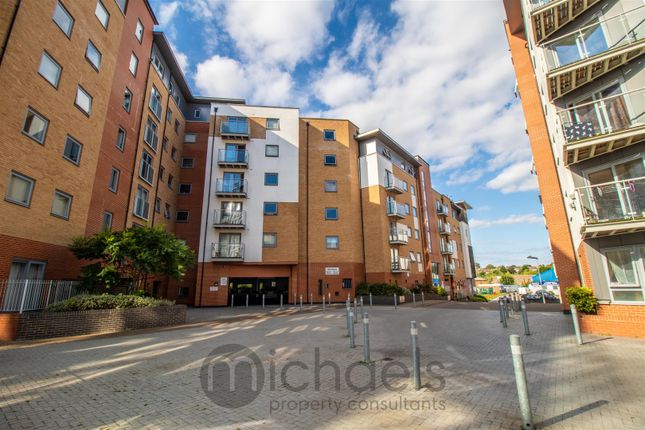 Thumbnail Flat to rent in Sail House, Ship Wharf, Colchester