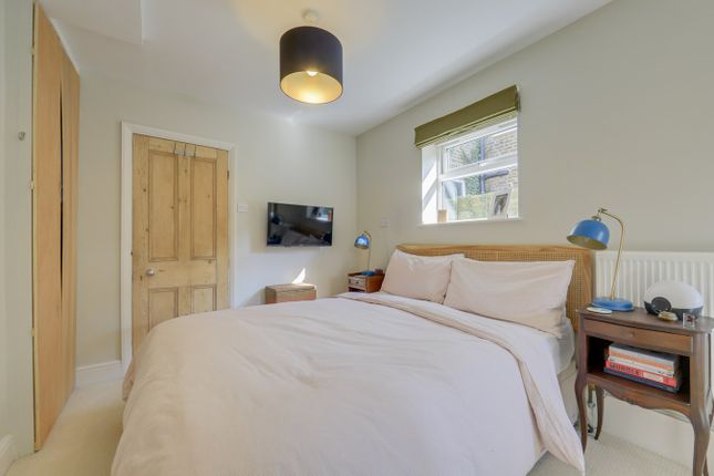 Flat for sale in Clarens Street, Catford, London