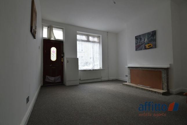 12 Godiva Street, Burnley photo 2