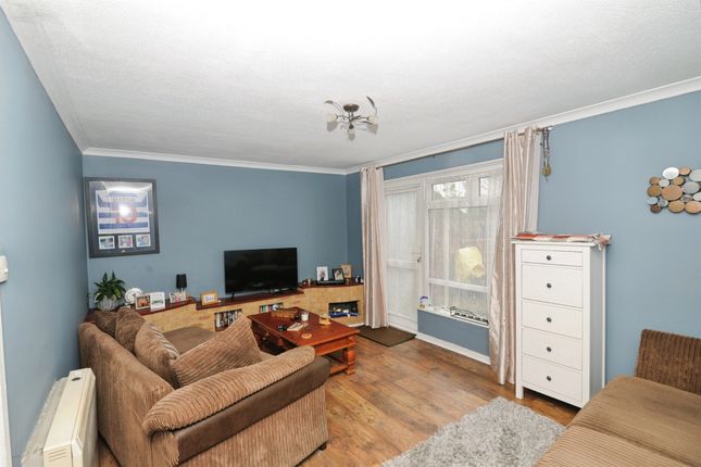 5, Meadow Close, St. Leonards-On-Sea photo 2
