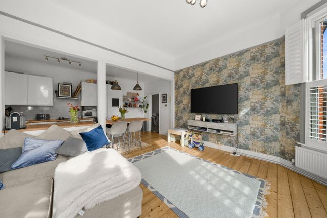Flat 2, 23, Christchurch Avenue, London photo 4