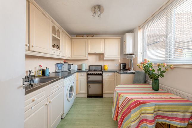 Flat for sale in Lamb's Passage, London