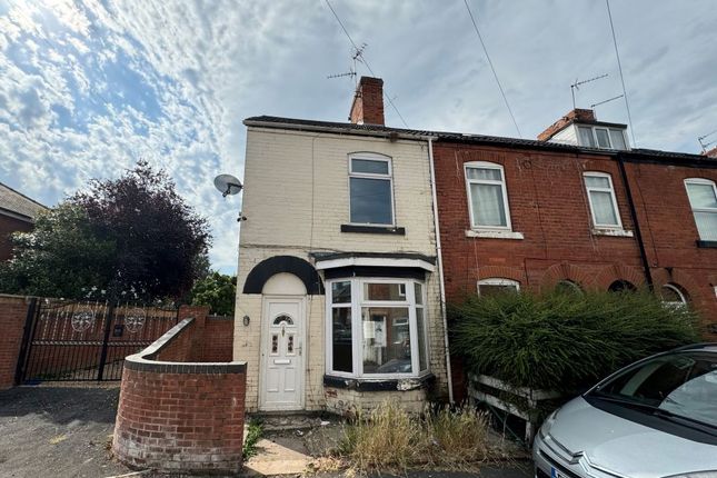 4-bed terraced on 30 Clinton Street, Worksop, £50,000