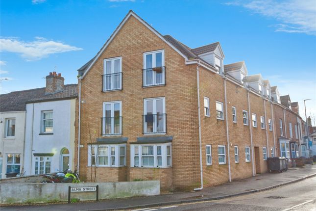 Flat for sale in Silver Street, Taunton