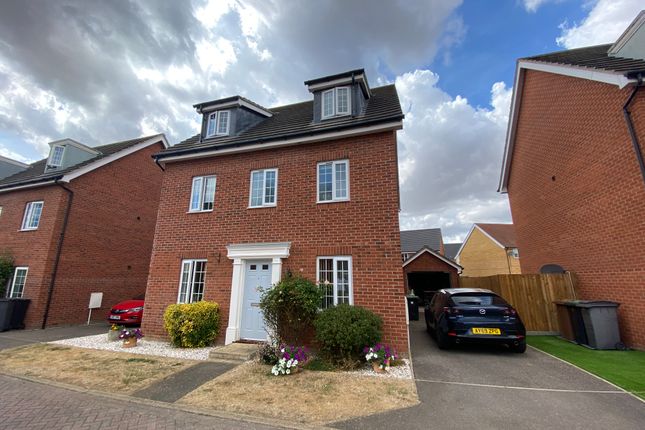 Thumbnail Detached house for sale in Peregrine Drive, Stowmarket