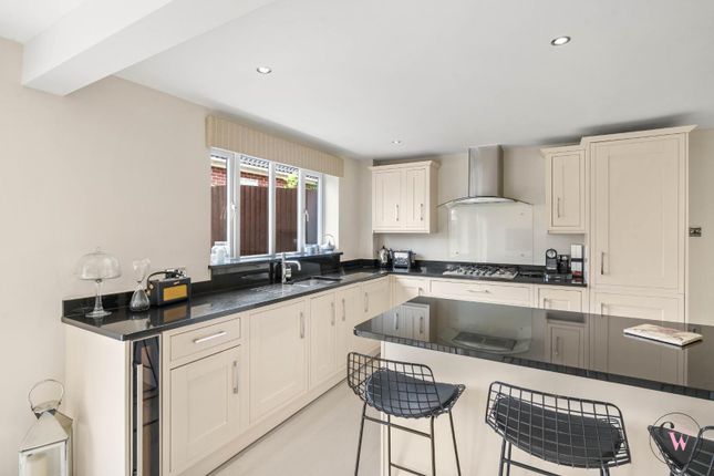 9, Upton Close, Winsford photo 4