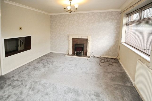 Rowarth Avenue, Derbyshire photo 3