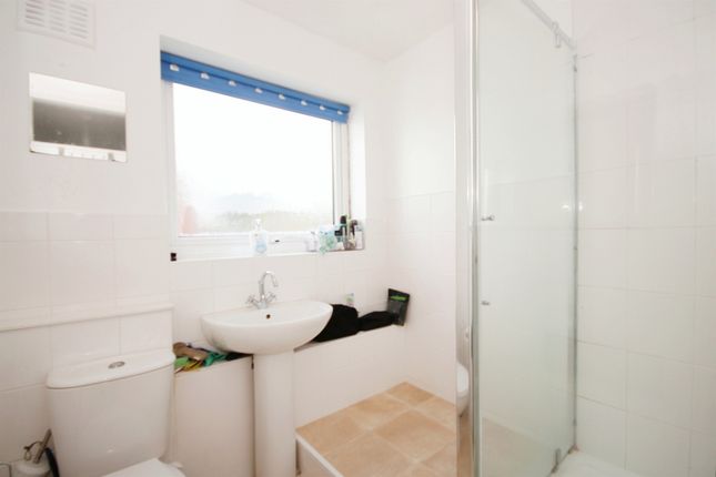Flat for sale in Victoria Court, Allesley Hall Drive, Coventry