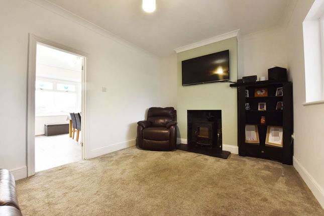 56, Lawnswood Road, Stourbridge photo 4