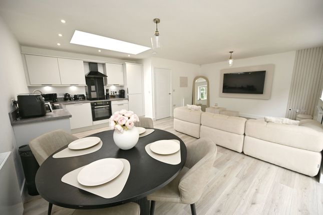 5, Edward Road, Rotherham photo 4
