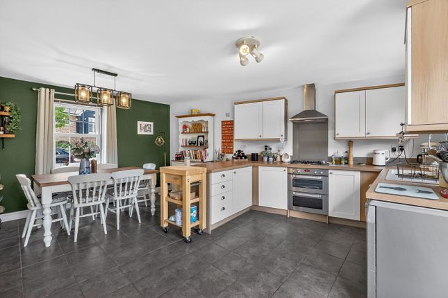 54, Brooklands Avenue, Bedford photo 4