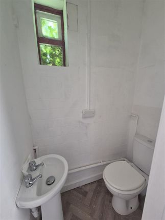 6, Lynthorpe Road, Manchester photo 5