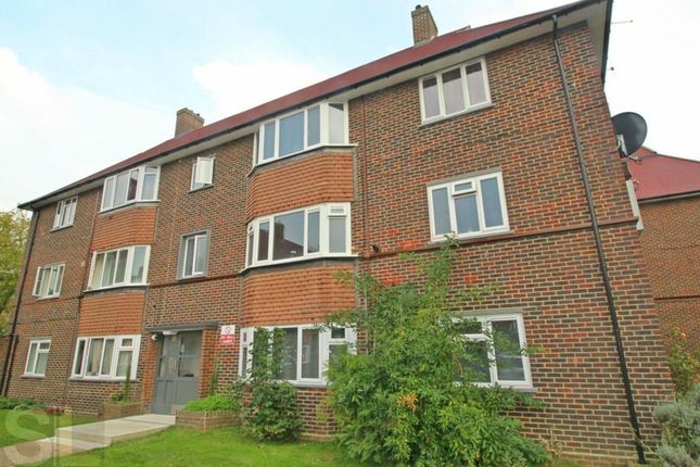 Thumbnail Flat for sale in Pevensey Avenue, Enfield, Greater London