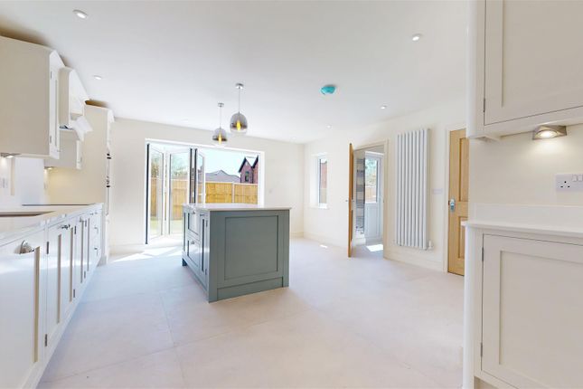 West Lodge, 50a, Hartwell Road, Hanslope photo 3