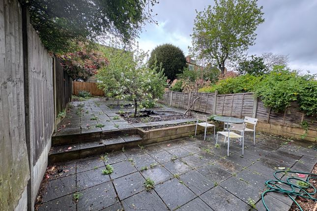 Flat A, 9, Ashley Road, Islington photo 2