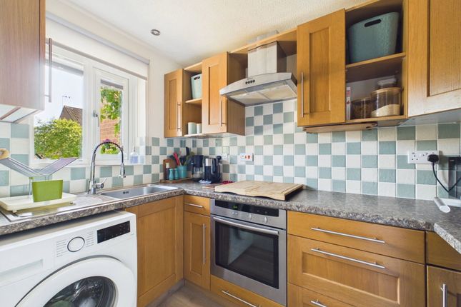 52, Acorn Avenue, Horsham photo 4