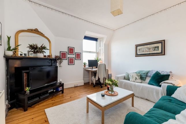 Thumbnail Flat for sale in 29/11 (4F2) Jeffrey Street, Old Town
