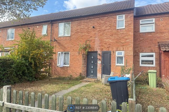 3 bed property for rent in Glazier Drive, Milton Keynes MK14