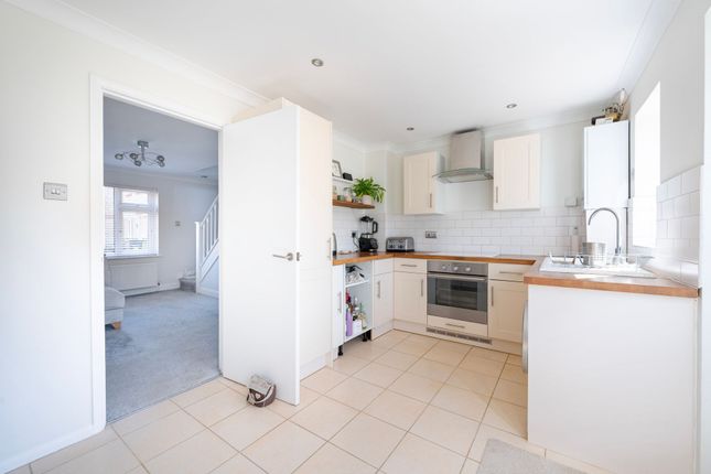 16 Wheatfields, Bury St. Edmunds photo 4