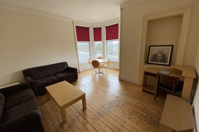 Flat to rent in Victoria Road, Dundee