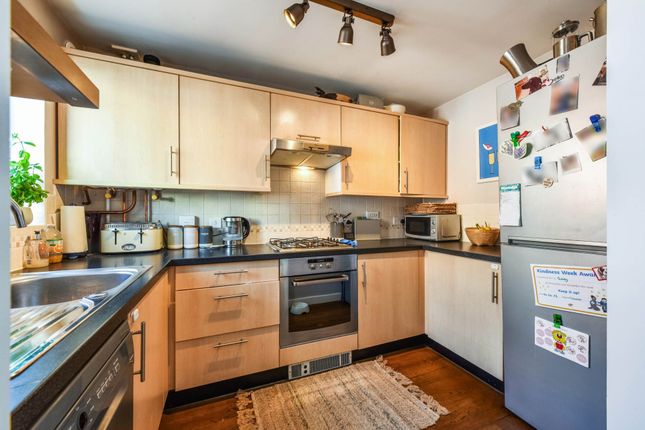 2, Robinson Way, Chichester photo 3